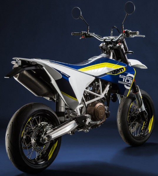 2015 Husqvarna 701 Supermoto_1