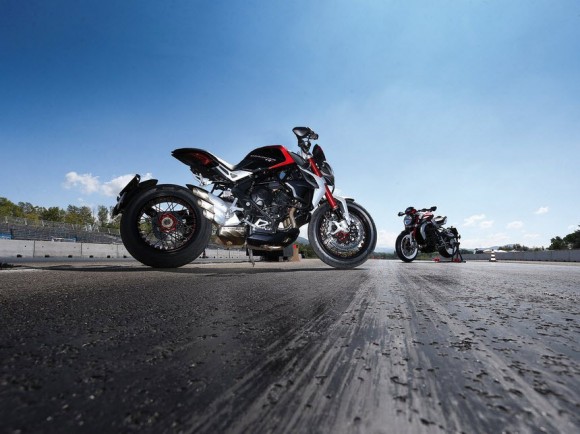 2015 MV Agusta Dragster 800 RR_8
