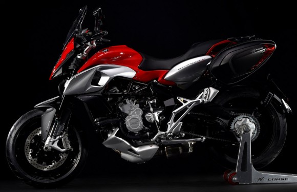 2015 MV Agusta Stradale 800 Red Silver_2