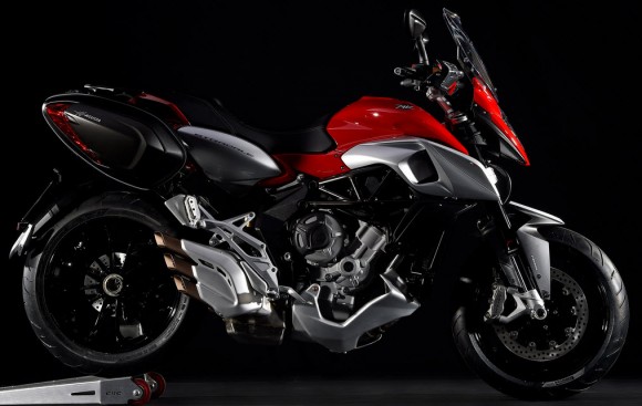 2015 MV Agusta Stradale 800 Red Silver_4