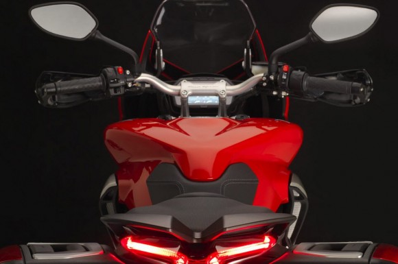2015 MV Agusta Turismo Veloce 800_3