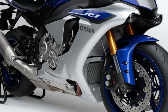 2015 Yamaha YZF-R1 Detail_2