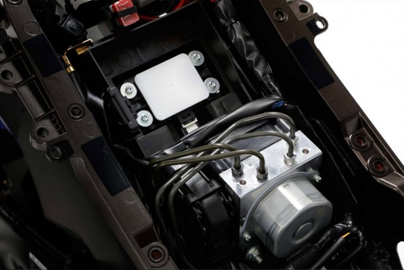 2015 Yamaha YZF-R1 Detail_5