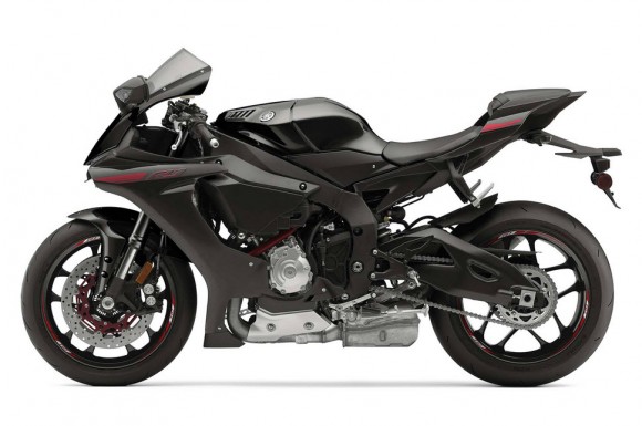 2015 Yamaha YZF-R1 Raven Black_1