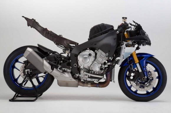 2015 Yamaha YZF-R1 Uncover