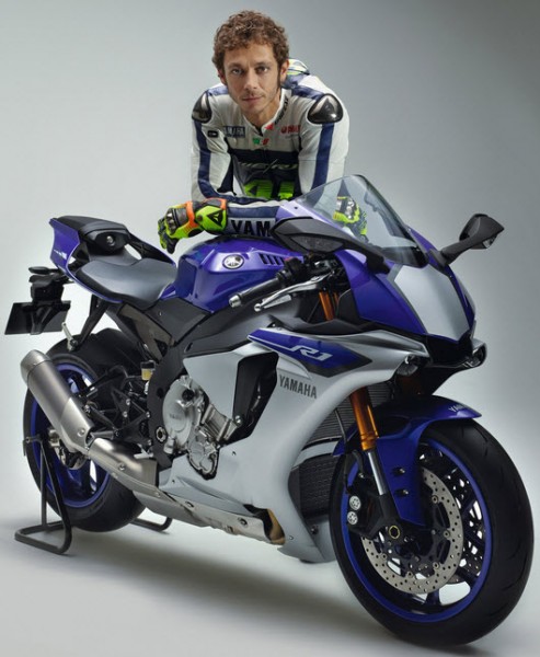 2015 Yamaha YZF-R1 and Valention Rossi_1