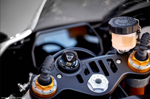 2015 Yamaha YZF-R1M Detail_4
