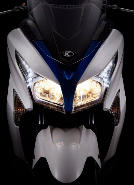 2015 Kymco Agility Maxi 300i Headlamp