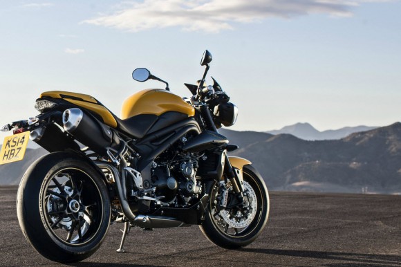 2015 Triumph Speed 94 R Racing Yellow_1