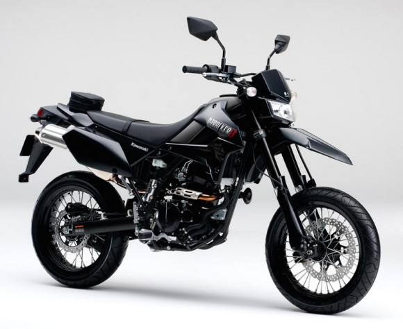 2016 Kawasaki D-Tracker X Ebony X Metallic Flat Raw Graystone_2