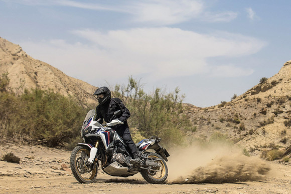 2016 Honda CRF1000L Africa Twin In Action_2