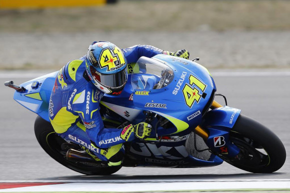 Aleix Espargaro Team Suzuki Ecstar in Action
