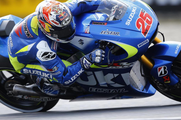 Maverick Vinales Team Suzuki Ecstar in Action