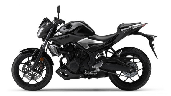 Yamaha Confirms 2016 Yamaha MT-03 Black Metallic