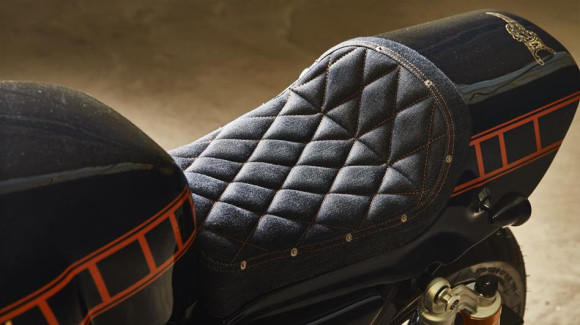 Yamaha Yard Built XJR1300 Cafe Racer by Iron Heart Custom Seat