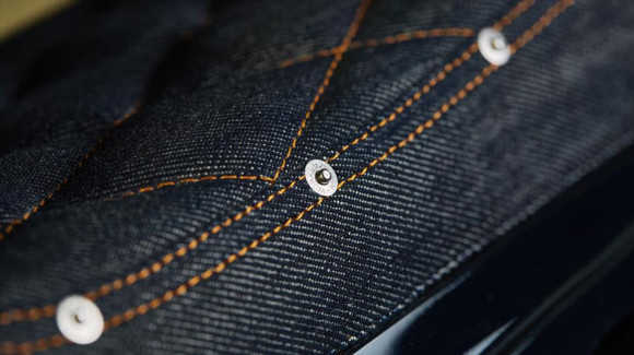 Yamaha Yard Built XJR1300 Cafe Racer by Iron Heart Denim Seat