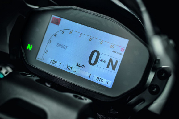 2016 Ducati Monster 1200R Instrument Display
