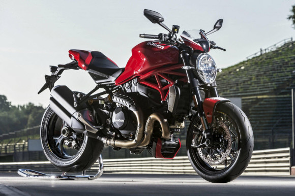 2016 Ducati Monster 1200R Red_2