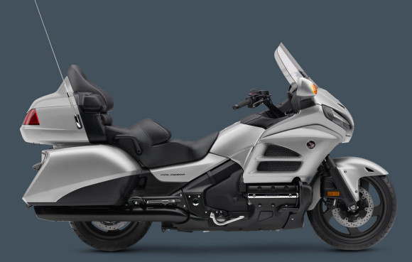 2016 Honda Gold Wing Matte Altair SIlver