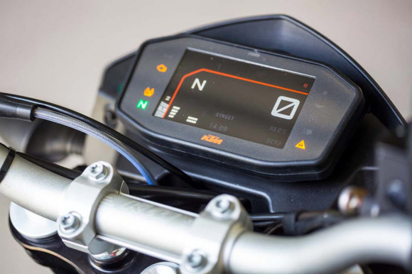 2016 KTM 690 Duke Gauge_1