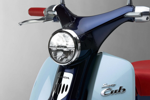 Honda Super Cub Concept Retro Headlight