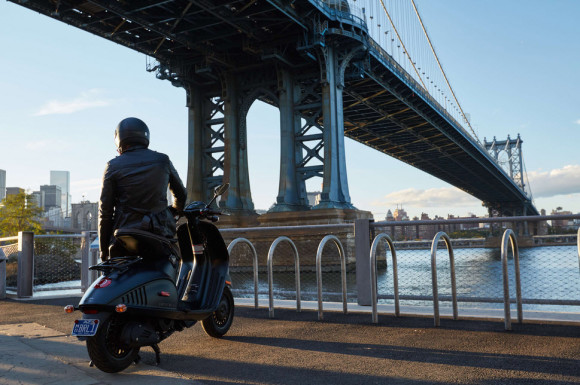Vespa 946 Emporio Armani is Now Available in the U.S_4
