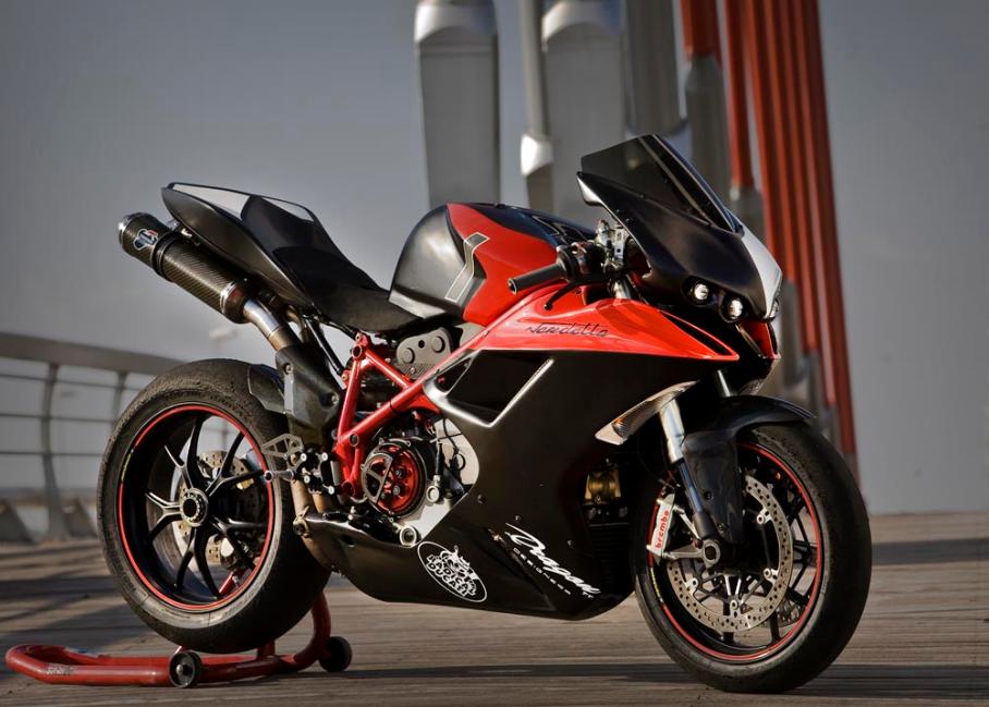 2011 Vandeta by Radical Ducati and Dragon TT