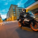 2014 KTM RC125 In Action_3
